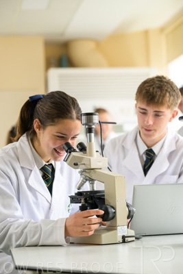 August 2025 / SCIENCE-Seniors_250827-7871