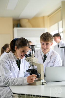 August 2025 / SCIENCE-Seniors_250827-7887