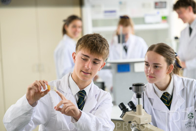 August 2025 / SCIENCE-Seniors_250827-7917