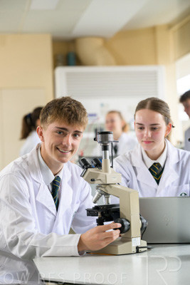 August 2025 / SCIENCE-Seniors_250827-7965