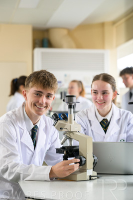 August 2025 / SCIENCE-Seniors_250827-7970