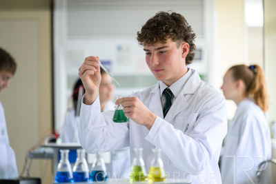 August 2025 / SCIENCE-Seniors_250827-8036