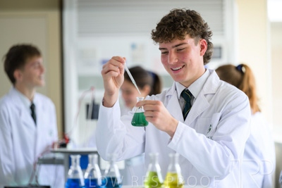 August 2025 / SCIENCE-Seniors_250827-8068