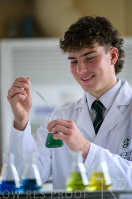 August 2025 / SCIENCE-Seniors_250827-8084