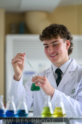 August 2025 / SCIENCE-Seniors_250827-8094