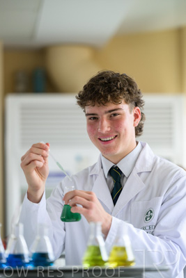 August 2025 / SCIENCE-Seniors_250827-8102