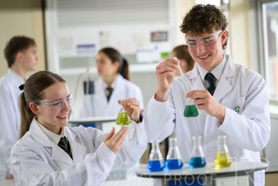 August 2025 / SCIENCE-Seniors_250827-8158