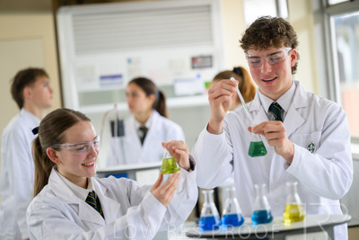 August 2025 / SCIENCE-Seniors_250827-8160