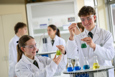 August 2025 / SCIENCE-Seniors_250827-8164