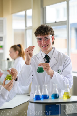 August 2025 / SCIENCE-Seniors_250827-8254