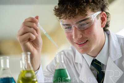 August 2025 / SCIENCE-Seniors_250827-8265