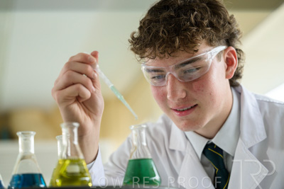 August 2025 / SCIENCE-Seniors_250827-8268