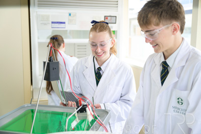 August 2025 / SCIENCE-Seniors_250827-8406