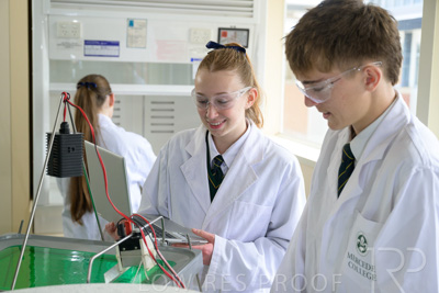 August 2025 / SCIENCE-Seniors_250827-8432