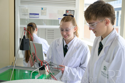 August 2025 / SCIENCE-Seniors_250827-8434