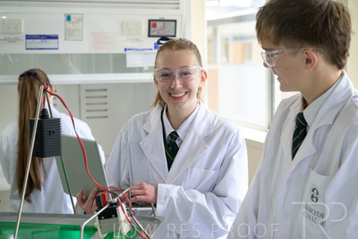 August 2025 / SCIENCE-Seniors_250827-8442