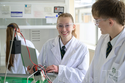 August 2025 / SCIENCE-Seniors_250827-8447