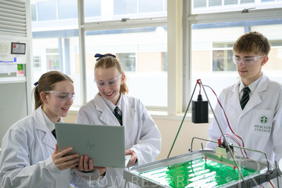 August 2025 / SCIENCE-Seniors_250827-8460