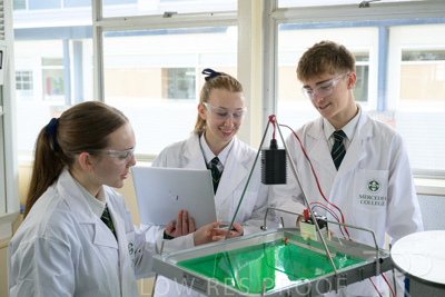 August 2025 / SCIENCE-Seniors_250827-8471