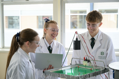 August 2025 / SCIENCE-Seniors_250827-8483