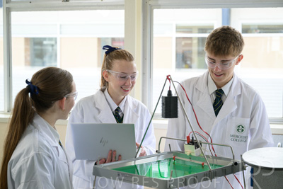 August 2025 / SCIENCE-Seniors_250827-8492