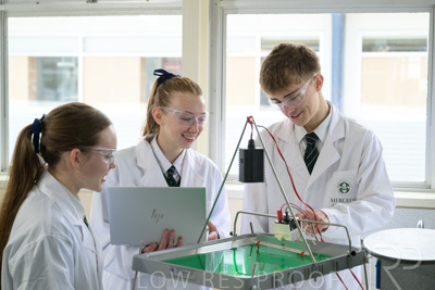 August 2025 / SCIENCE-Seniors_250827-8494