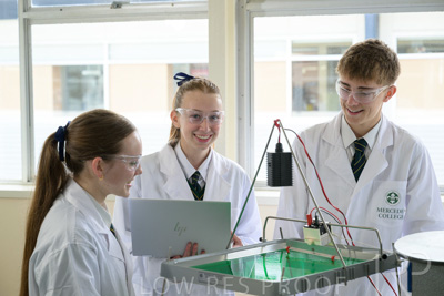 August 2025 / SCIENCE-Seniors_250827-8506