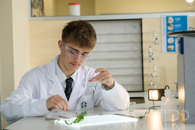 August 2025 / SCIENCE-Seniors_250827-8584