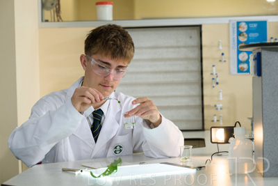 August 2025 / SCIENCE-Seniors_250827-8588