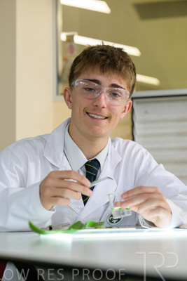 August 2025 / SCIENCE-Seniors_250827-8639