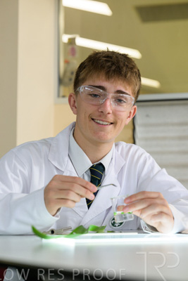 August 2025 / SCIENCE-Seniors_250827-8646