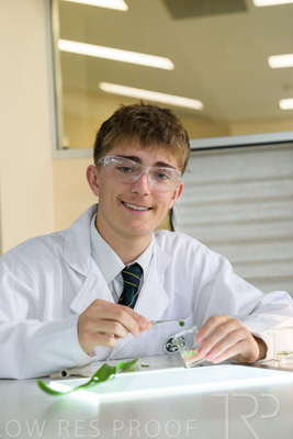 August 2025 / SCIENCE-Seniors_250827-8667