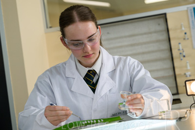 August 2025 / SCIENCE-Seniors_250827-8691