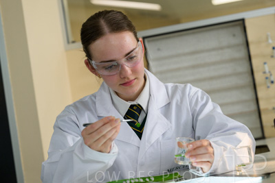 August 2025 / SCIENCE-Seniors_250827-8693