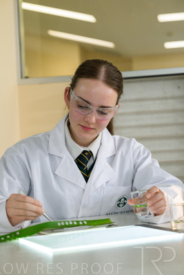 August 2025 / SCIENCE-Seniors_250827-8722