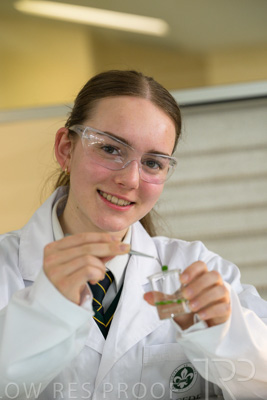 August 2025 / SCIENCE-Seniors_250827-8736