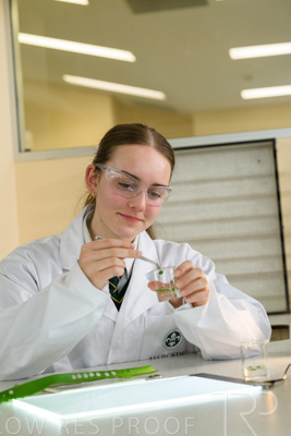 August 2025 / SCIENCE-Seniors_250827-8746