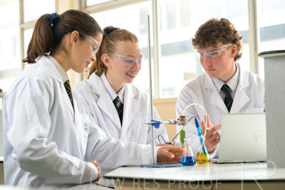 August 2025 / SCIENCE-Seniors_250827-8771