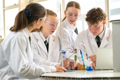 August 2025 / SCIENCE-Seniors_250827-8816