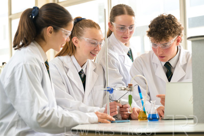 August 2025 / SCIENCE-Seniors_250827-8818