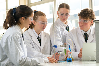 August 2025 / SCIENCE-Seniors_250827-8851