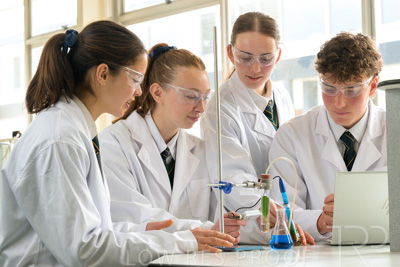 August 2025 / SCIENCE-Seniors_250827-8853