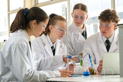 August 2025 / SCIENCE-Seniors_250827-8856