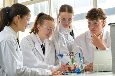 August 2025 / SCIENCE-Seniors_250827-8869