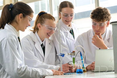 August 2025 / SCIENCE-Seniors_250827-8874