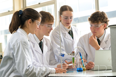 August 2025 / SCIENCE-Seniors_250827-8921