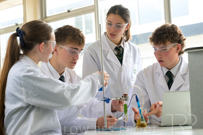 August 2025 / SCIENCE-Seniors_250827-8979