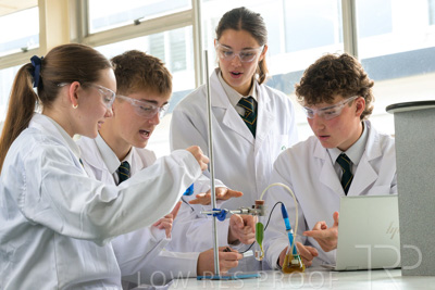 August 2025 / SCIENCE-Seniors_250827-8982