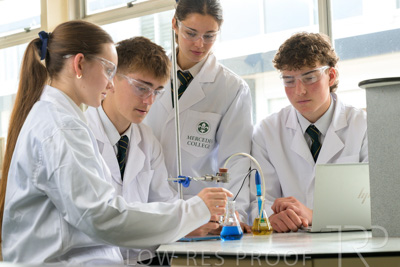 August 2025 / SCIENCE-Seniors_250827-8990