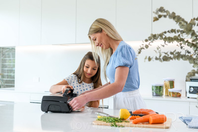 November 2021 / PROLINE_218_211112